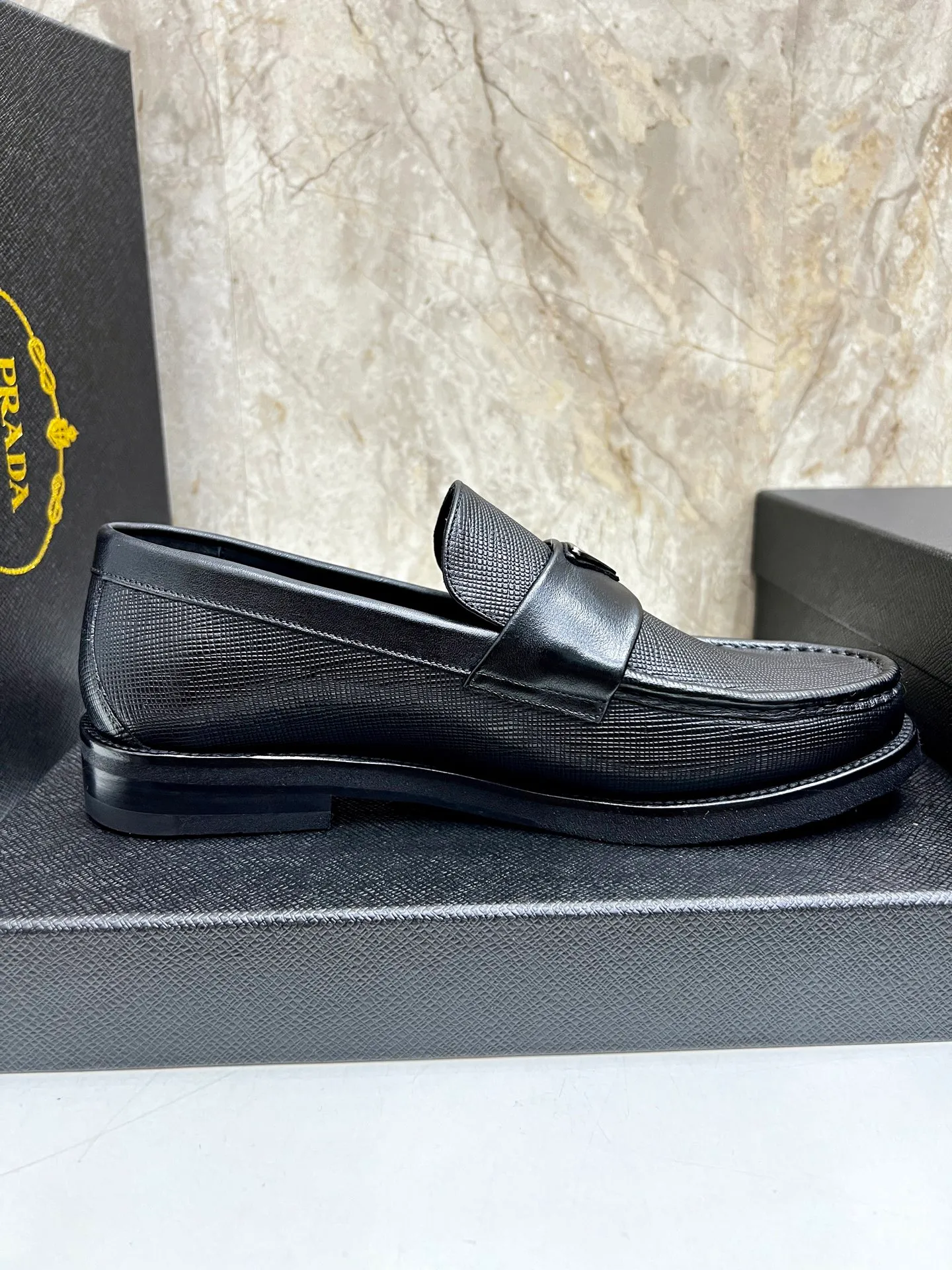 PRADA~ Size: 38-44 (customized 45/46 P: 💰880 P's original official website new high-end men's leather shoes, top-quality original replicas, made of imported open edge beads/calf leather, calf leather breathable lining, original leather outsole!